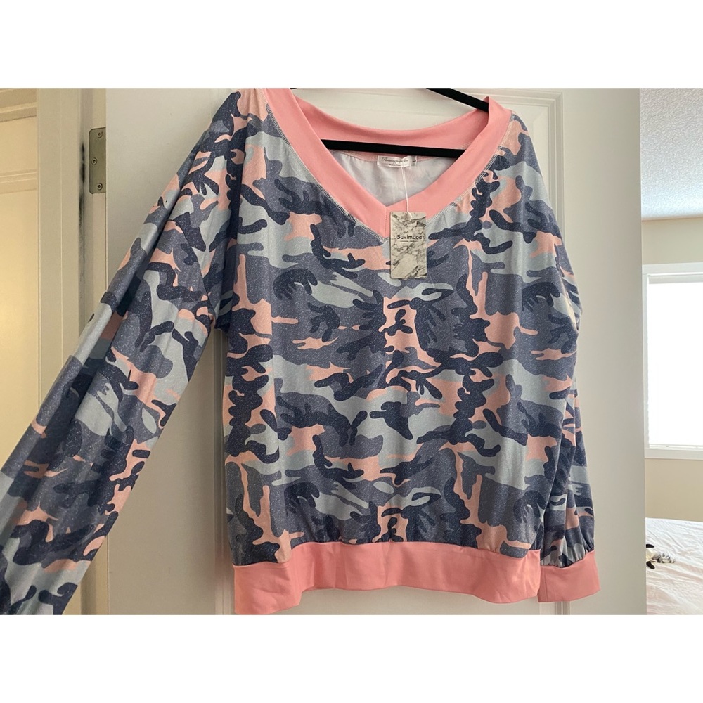 Blue and Pink Cameo Longsleeve Workout Shirt